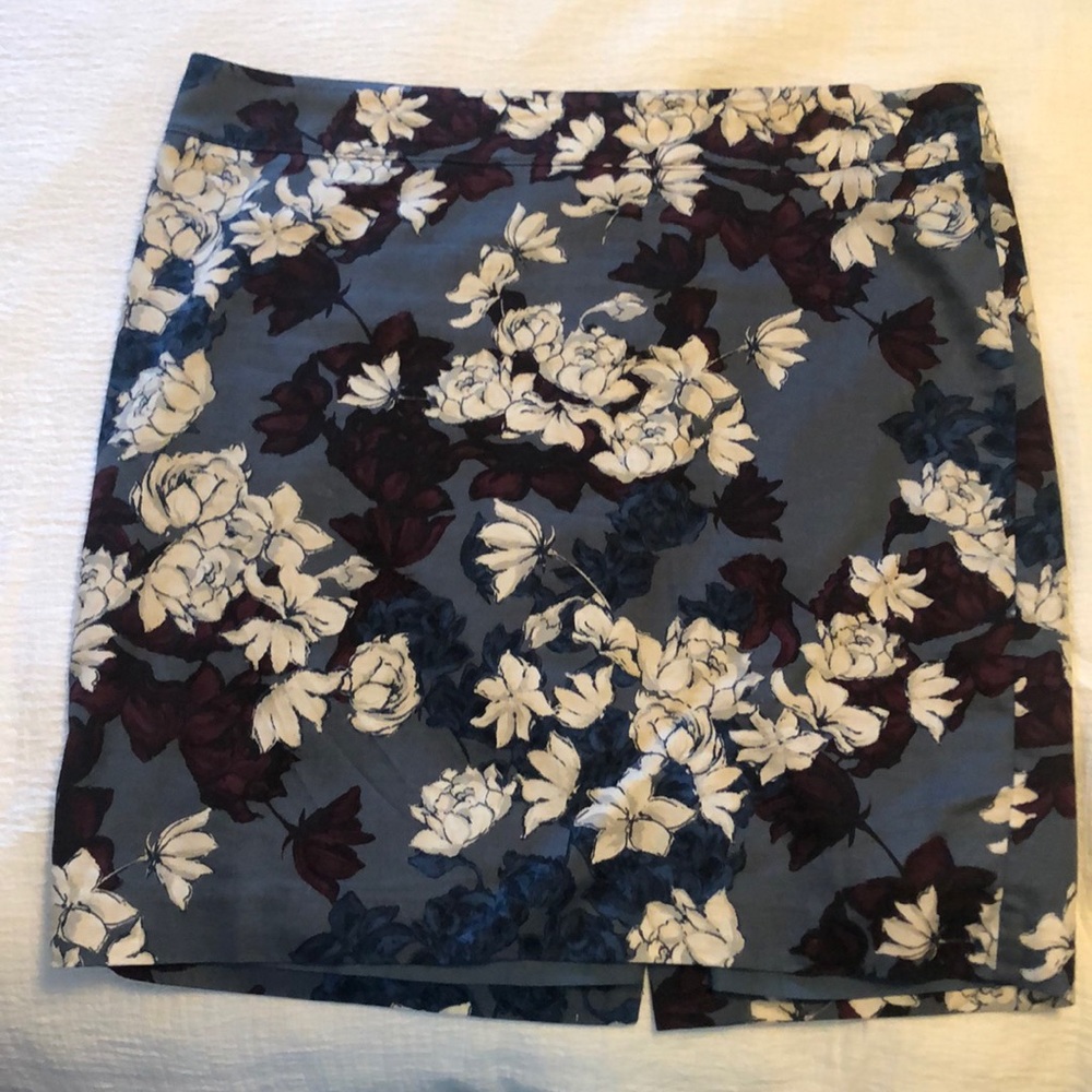 LOFT Pencil Skirt